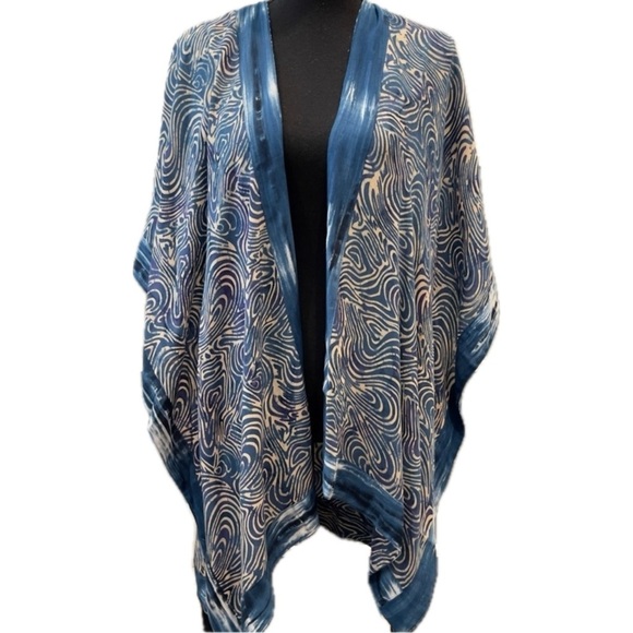 Soft Surroundings Sweaters - Soft Surroundings Blue Swirl Print Kimono Cardigan PS/PM